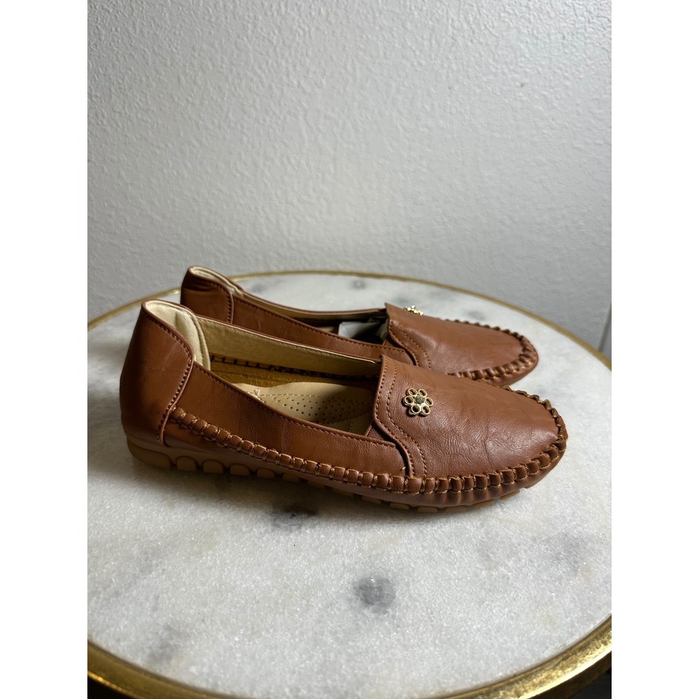 Womens Brown Faux Leather Slip On Loafers Whipstitch Flower Detail Flats